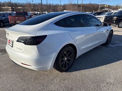 Used 2018 Tesla Model 3 Long Range image 4