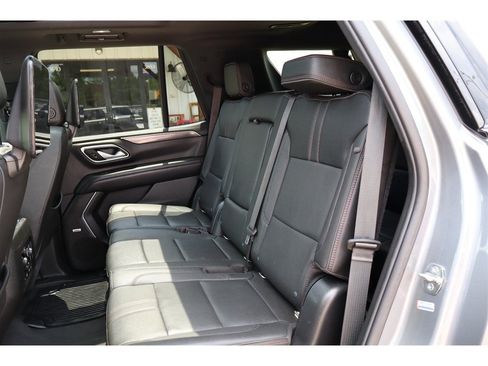 Used 2021 Chevrolet Tahoe RST w/ Luxury Package AWD/4WD image 19