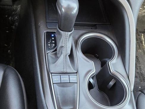 Used 2023 Toyota Camry SE w/ Blackout Package (TMS) image 13