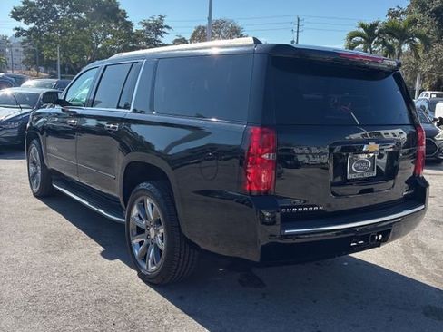 Used 2019 Chevrolet Suburban Premier image 2