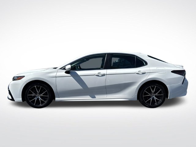 Certified 2024 Toyota Camry SE w/ Cold Weather Package FWD image 7