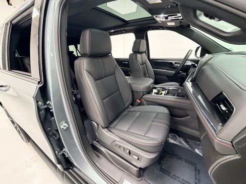 Certified 2026 Chevrolet Suburban RST w/ RST Capability Package image 31