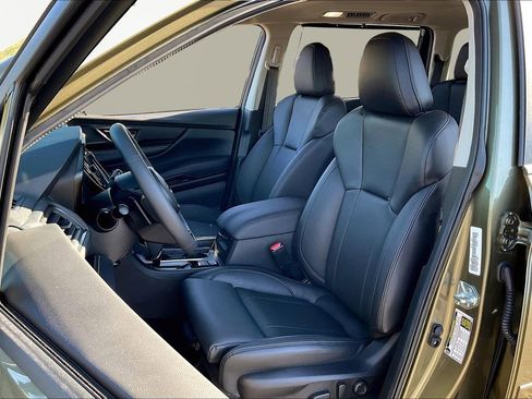 Used 2025 Subaru Ascent Bronze Edition image 23