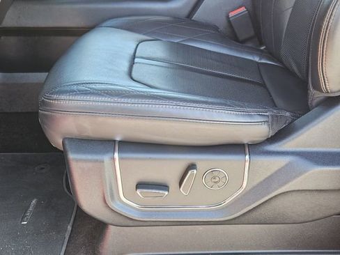 Used 2020 Ford Expedition Platinum AWD/4WD image 24