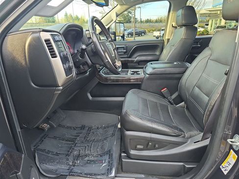 Used 2015 GMC Sierra 2500 Denali w/ Duramax Plus Package image 20