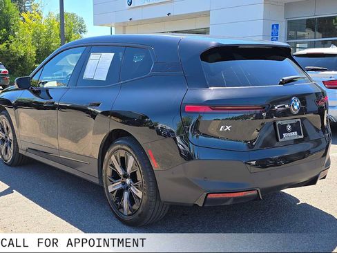 Used 2024 BMW iX xDrive50 AWD/4WD image 5