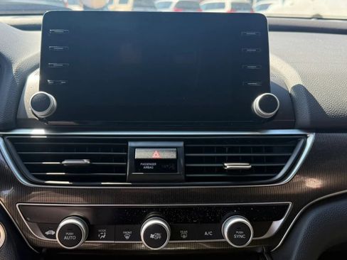 Used 2020 Honda Accord Sport image 18