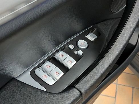 Used 2023 BMW X3 xDrive30i w/ Convenience Package AWD/4WD image 15