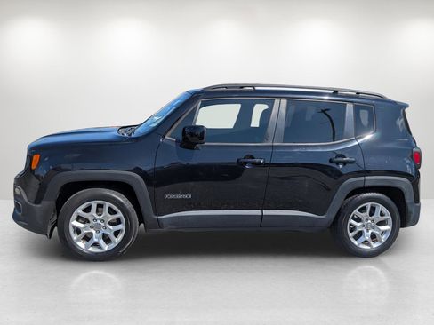 Used 2016 Jeep Renegade Latitude image 8