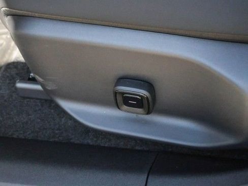 New 2025 Volvo EX30 Plus w/ Protection Package Premier image 20