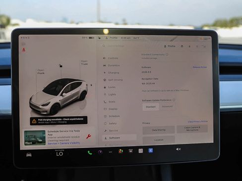 Used 2024 Tesla Model Y Performance AWD/4WD image 24