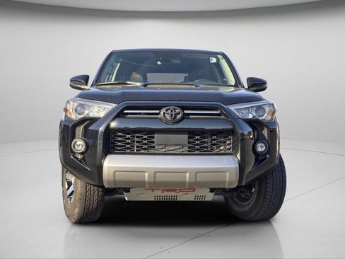 Certified 2024 Toyota 4Runner TRD Off-Road Premium AWD/4WD image 3