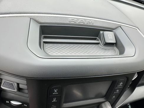 New 2024 RAM 2500 Tradesman w/ Chrome Appearance Group image 22