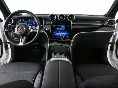 Certified 2025 Mercedes-Benz GLC 300 4MATIC image 16