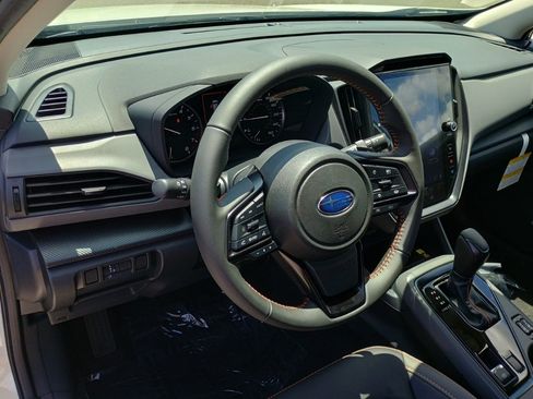 New 2025 Subaru Crosstrek 2.5i Limited w/ Popular Package #3A image 9