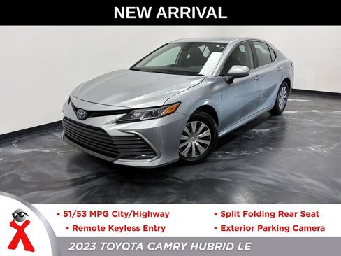 Used 2023 Toyota Camry LE image 1