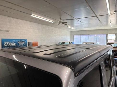 Used 2018 Jeep Wrangler Unlimited Sport S image 90