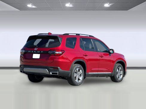 New 2026 Honda Pilot EX-L image 8