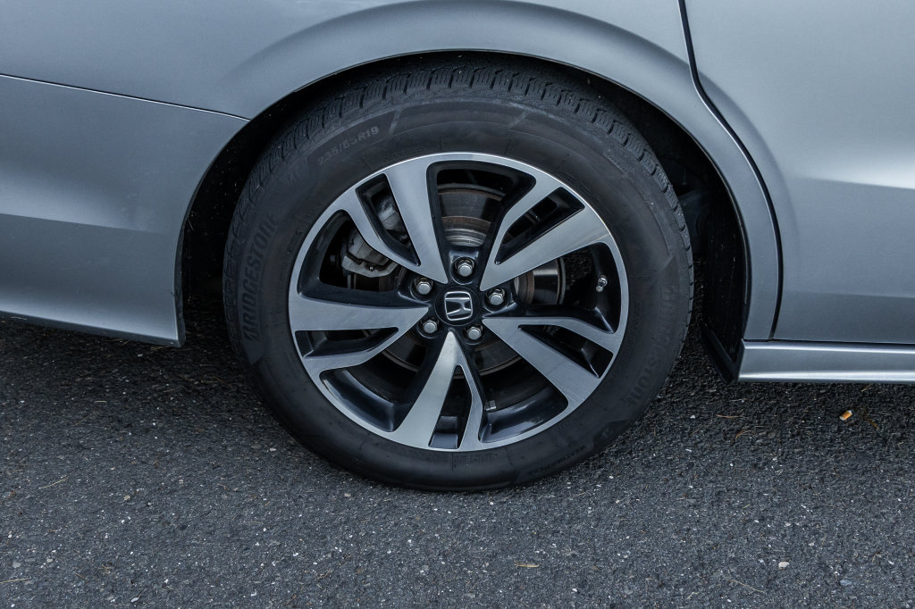 Used 2018 Honda Odyssey Elite image 5