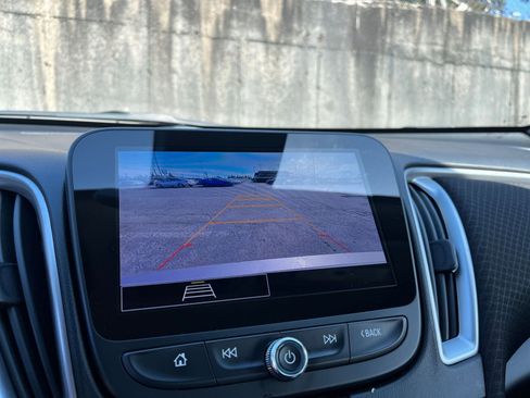 Used 2024 Chevrolet Malibu LT image 24