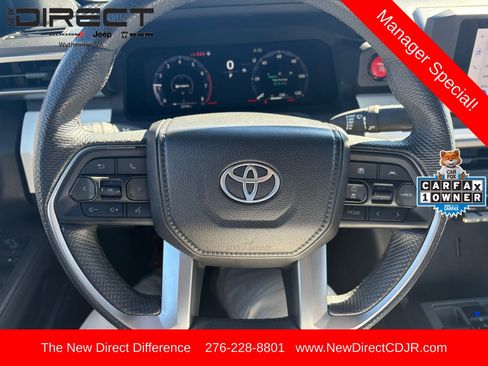 Used 2024 Toyota Tacoma TRD Off-Road image 12