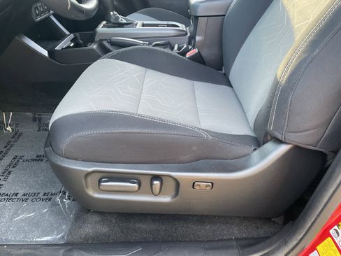 Used 2023 Toyota Tacoma TRD Sport image 19