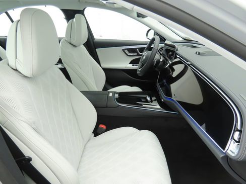 New 2026 Mercedes-Benz E 350 Sedan image 21