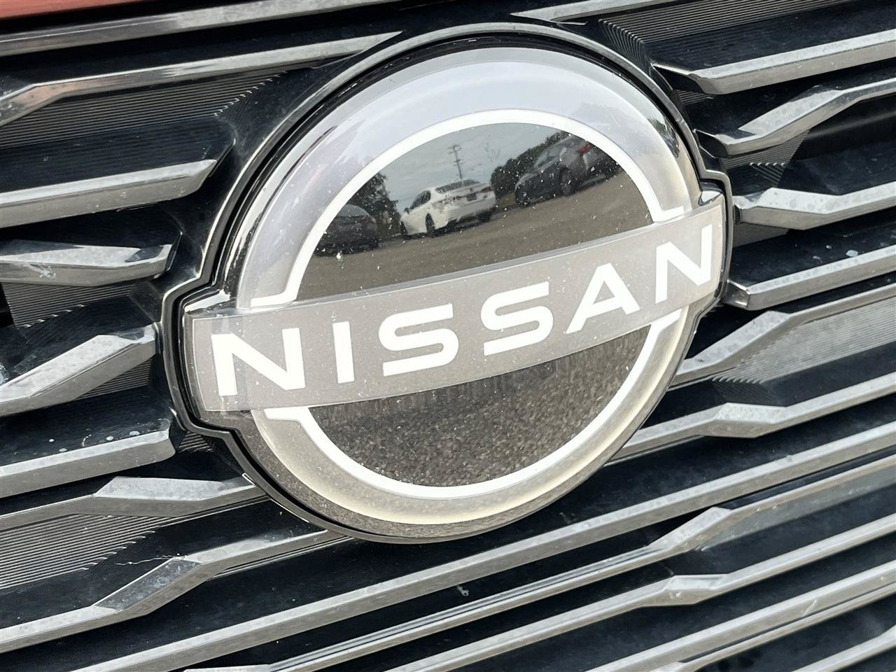Used 2025 Nissan Altima 2.5 SV FWD image 4