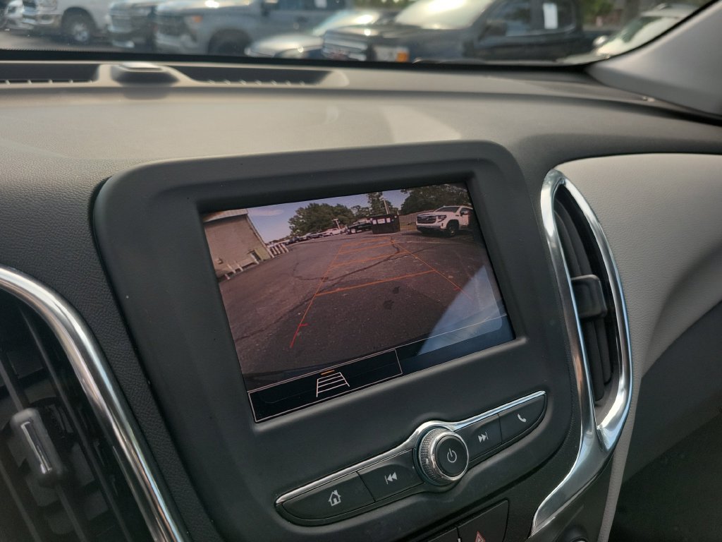 Used 2024 Chevrolet Equinox LS w/ LS Convenience Package FWD image 33