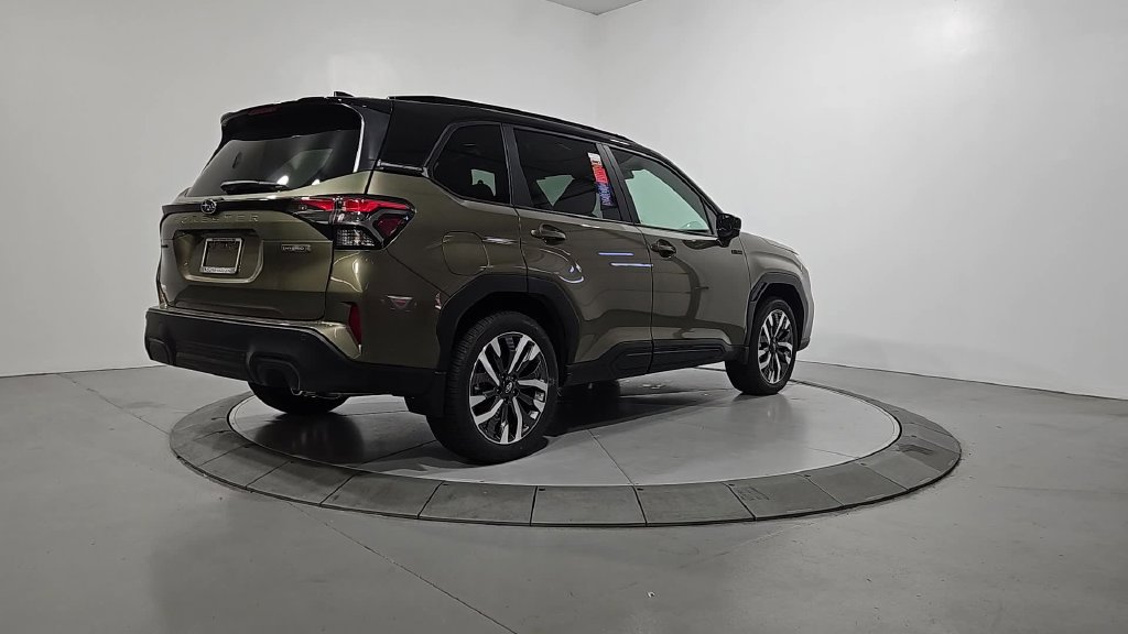 New 2026 Subaru Forester Touring AWD/4WD image 5