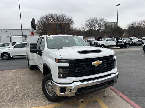 New 2025 Chevrolet Silverado 3500 W/T w/ WT Convenience Package AWD/4WD image 7