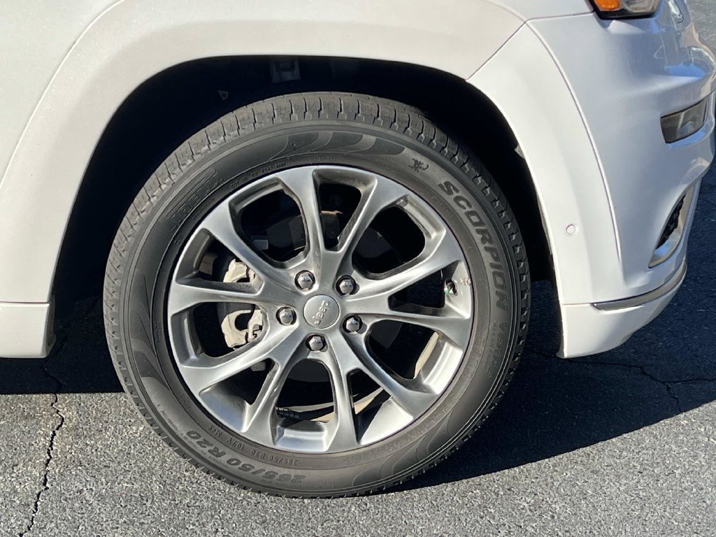 Used 2019 Jeep Grand Cherokee Summit w/ Platinum Series Group RWD image 10