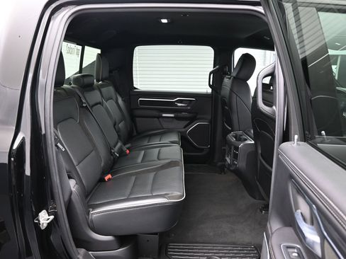 Used 2024 RAM 1500 Laramie AWD/4WD image 12