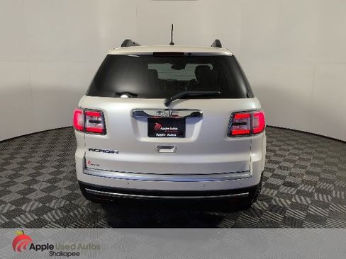 Used 2014 GMC Acadia SLT image 6
