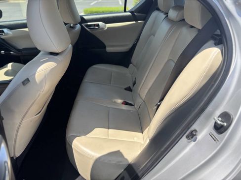 Used 2012 Lexus CT 200h Premium w/ Premium Audio Pkg FWD image 19
