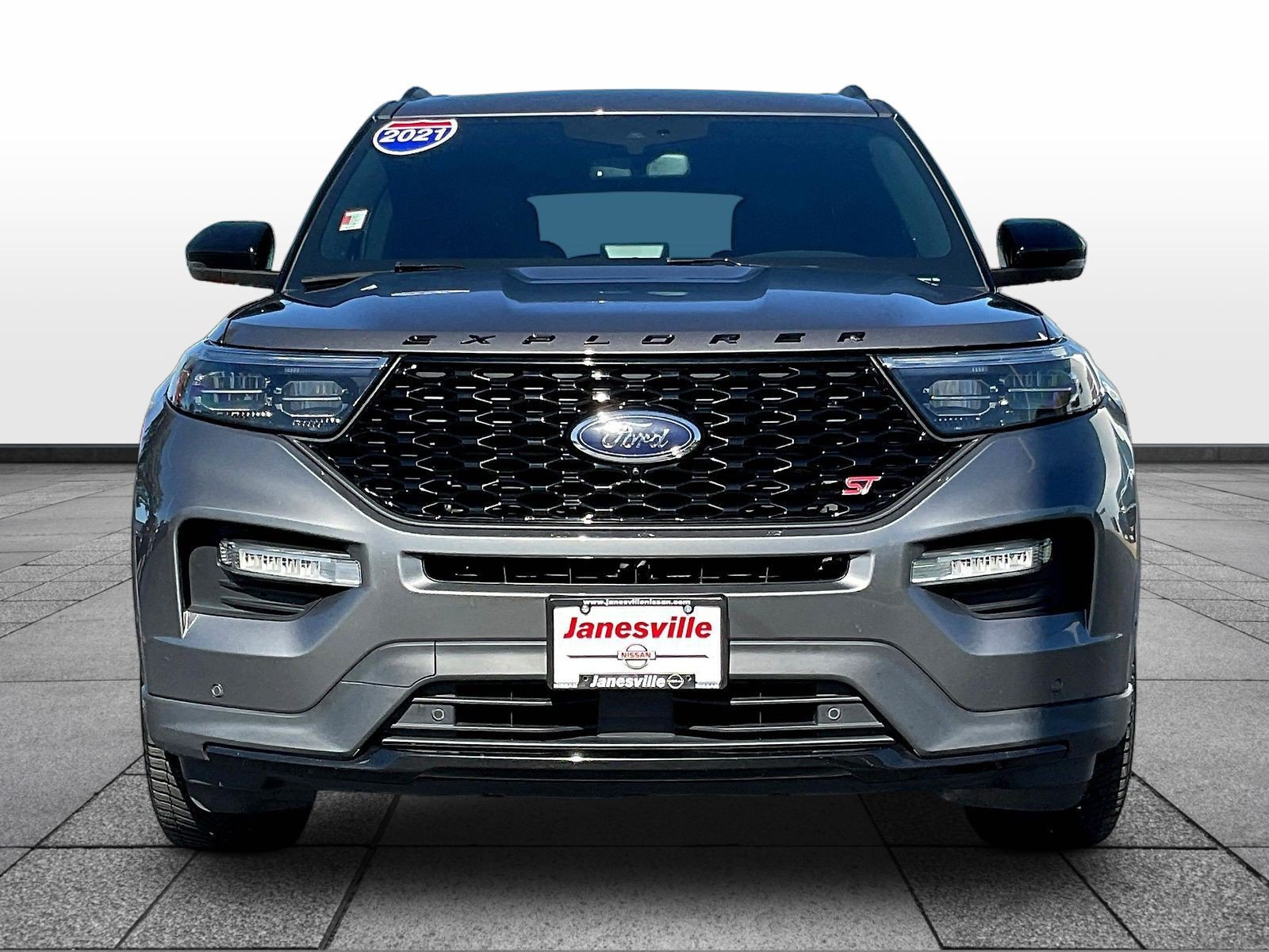 Used 2021 Ford Explorer ST w/ Equipment Group 401A AWD/4WD image 2