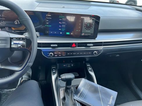 New 2026 Kia Sorento S w/ S Panoramic Sunroof Package FWD image 20