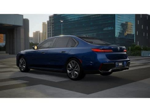 Used 2025 BMW 740i RWD image 2