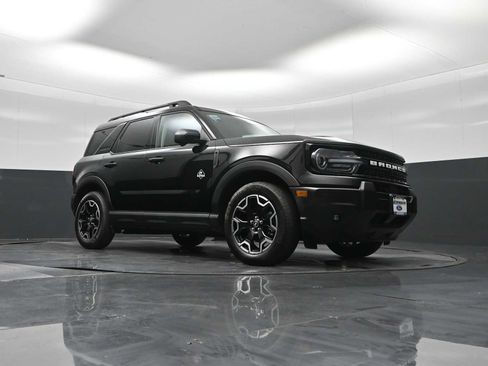 Used 2025 Ford Bronco Sport Outer Banks w/ Outer Banks Tech Package+ AWD/4WD image 28