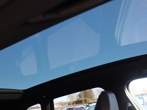 Used 2025 BMW X3 xDrive30i w/ Premium Package image 15