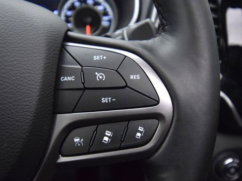 Used 2021 Jeep Cherokee Limited AWD/4WD image 36