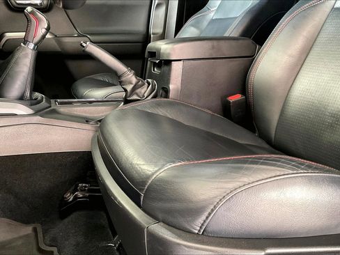 Used 2021 Toyota Tacoma TRD Pro AWD/4WD image 19