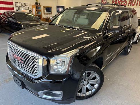 Used 2015 GMC Yukon XL Denali w/ Premium Package AWD/4WD image 6