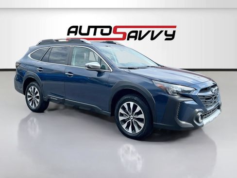 Used 2025 Subaru Outback Touring XT AWD/4WD image 1