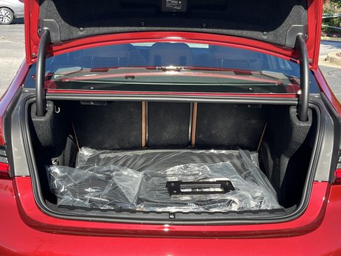 New 2026 BMW 330i Sedan w/ M Sport Package image 27