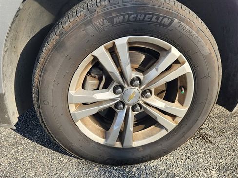 Used 2016 Chevrolet Equinox LS image 10