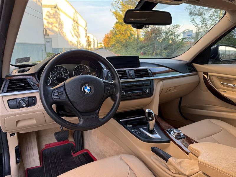 Used 2013 BMW 335i Sedan RWD image 18
