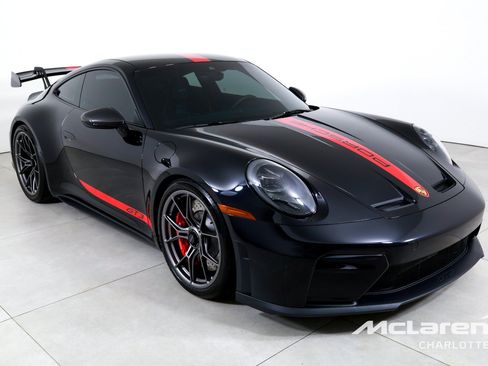 Used 2026 Porsche 911 GT3 w/ Chrono Package RWD image 3
