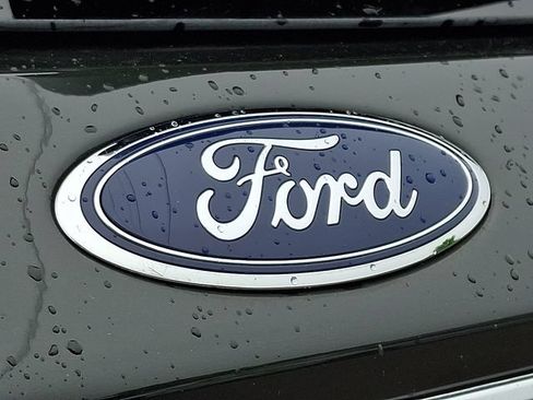 Certified 2023 Ford Explorer XLT AWD/4WD image 30