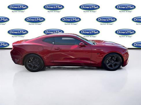 Used 2016 Chevrolet Camaro LT w/ Technology Package image 9